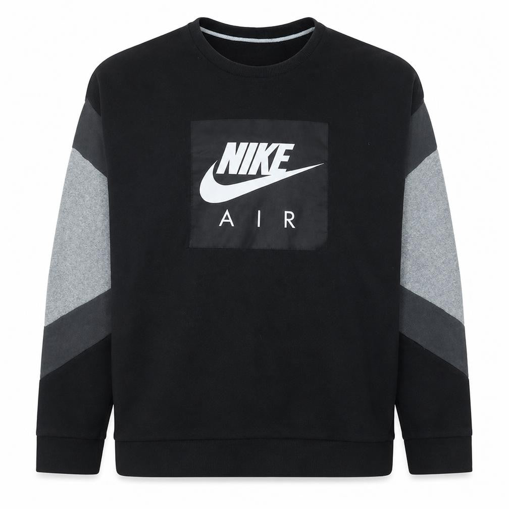 Front view of Nike Men's Black L Crew Neck Pullover Fleece Sweatshirt