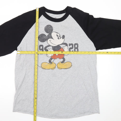 Disney Parks Men's Grey and Black Mickey Mouse 3/4 Sleeve T-Shirt XL