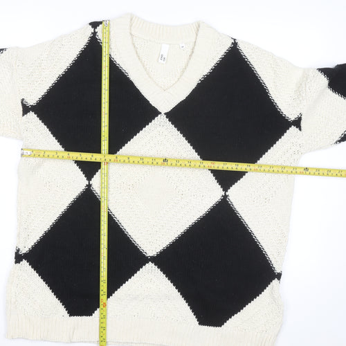 AND/OR Women's Black & Cream Argyle V-Neck Knit Jumper Size M