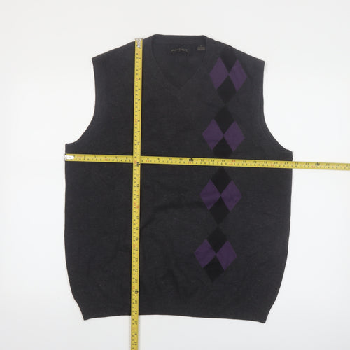 A|X|IST Men's Grey Argyle Sleeveless V-Neck Knit Vest L