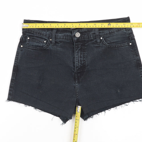 Levi's Women's Black Denim Cut-Off Shorts M Slim Fit Stretch