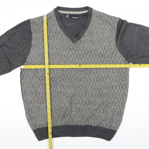 Weatherproof Men's Grey Argyle V-Neck Acrylic Jumper Size L