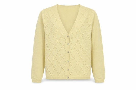 Front view of Alfred Dunner Beige V-Neck Argyle Knit Cardigan M unisex wool blend