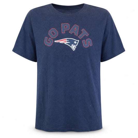Front view of NFL Team Apparel Men's Blue 2XL Go Pats Sports Graphic T-Shirt