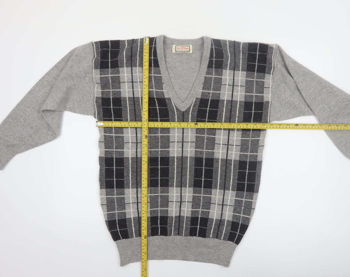 Alan Paine Men Grey Wool Check V-Neck Pullover Jumper M