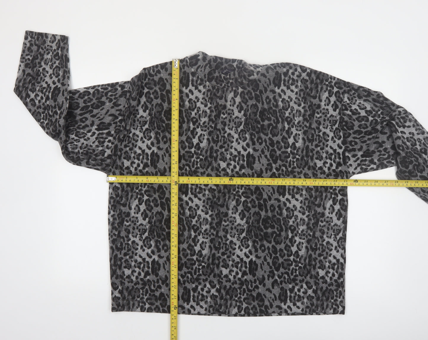 Marks and Spencer Women’s Grey Leopard Print Pullover Jumper Size 16