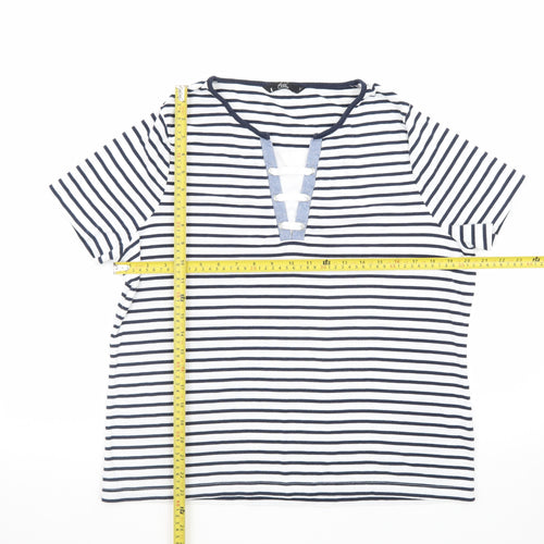 BM Casual Women's Blue Striped Short Sleeve V-Neck T-Shirt L