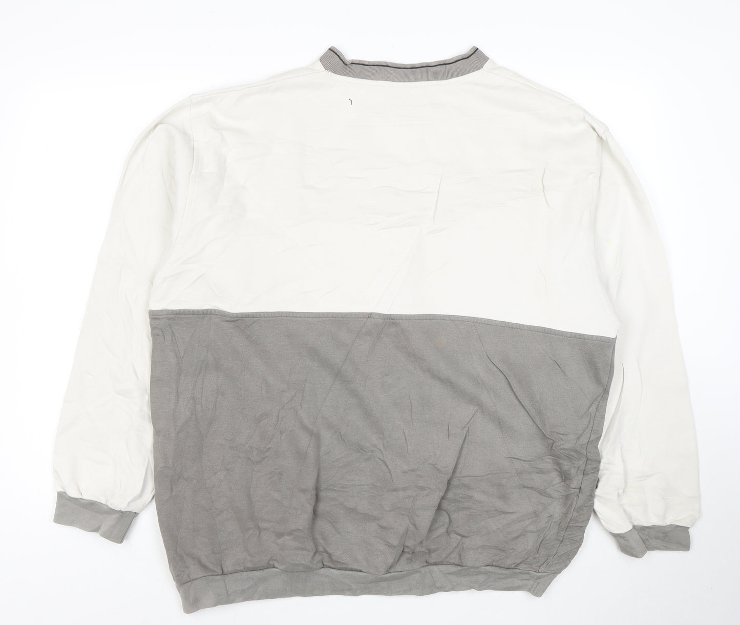 Umbro Men’s Grey Colour Block V-Neck Long Sleeve Sweatshirt L