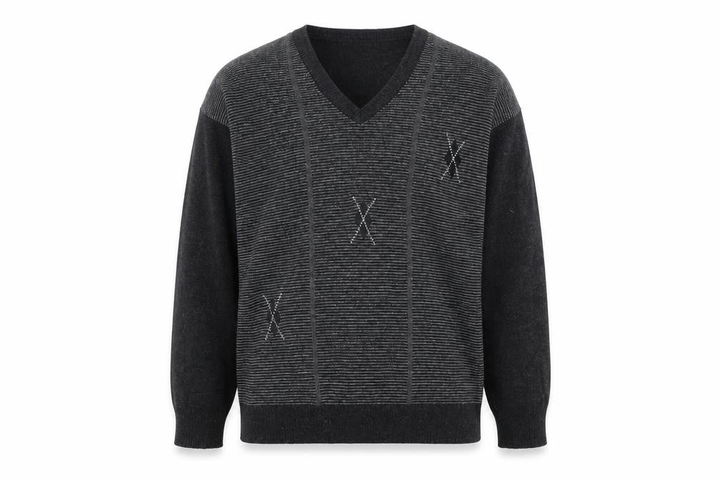 Front view of Oxford men’s grey lambswool v-neck jumper xl
