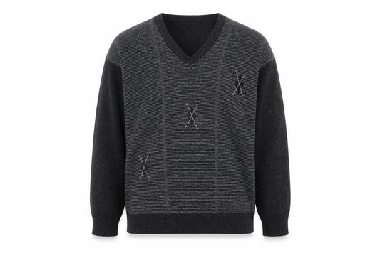 Front view of Oxford men’s grey lambswool v-neck jumper xl