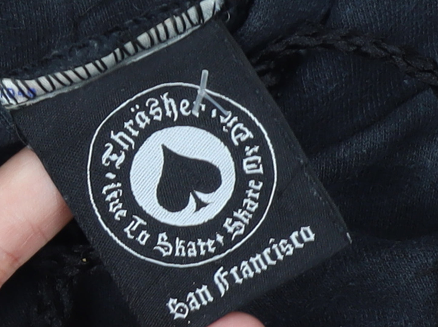Thrasher Men's Black Pullover Hoodie M Flame Logo Skate Fleece