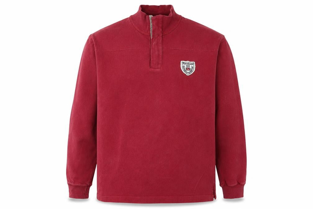 Front view of Reebok men’s red 1/2 zip sweatshirt medium vintage sportswear