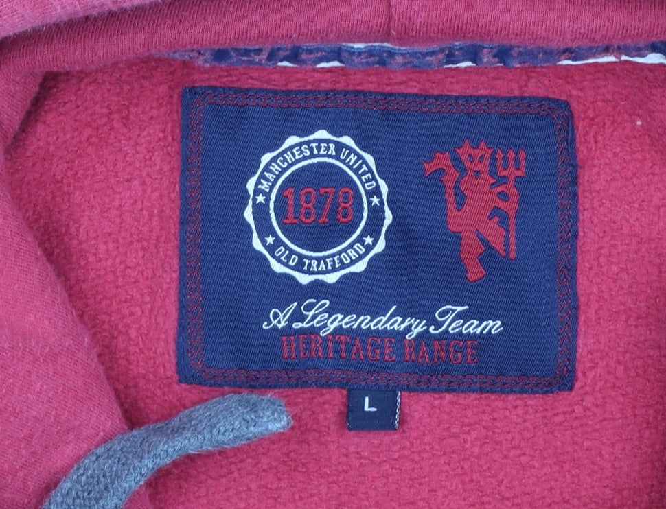 Manchester United Men's Red Pullover Hoodie L Graphic Sportswear