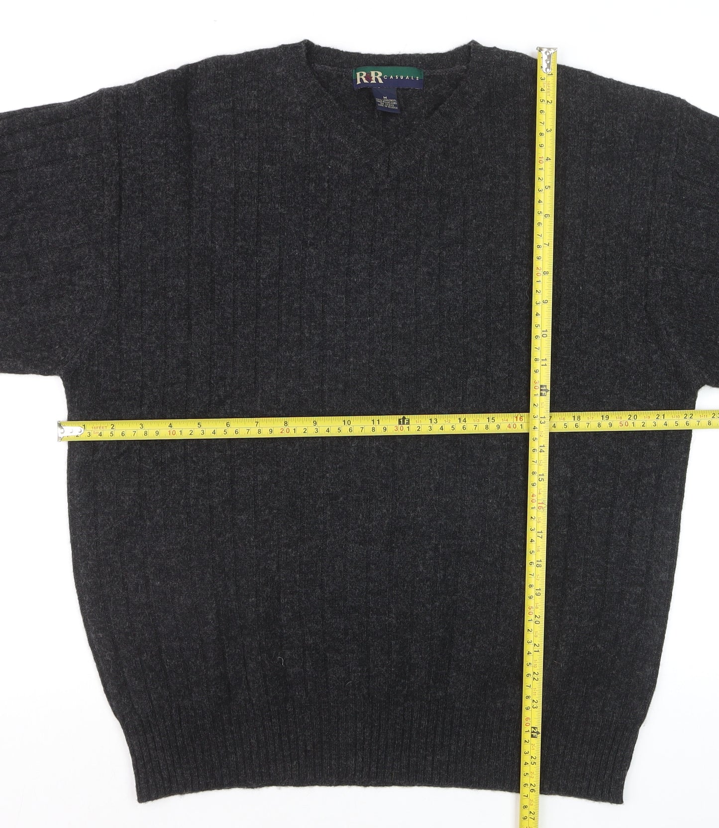 R&R Casuals Men's Dark Grey Lambswool V-Neck Cable-Knit Jumper Size M
