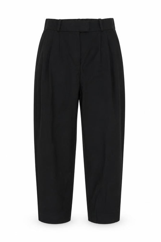 Front view of H&M Women's Black Regular Fit Pleated Trousers, size 8