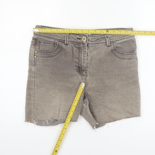Soon Women’s Grey Cut-Off Denim Shorts Size 14 Stretch Casual