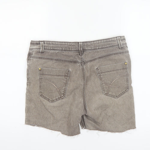 Soon Women’s Grey Cut-Off Denim Shorts Size 14 Stretch Casual