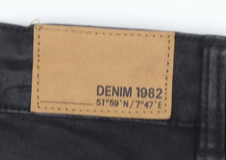 Denim 1982 Vintage Women's Black Skinny Jeans Size 16