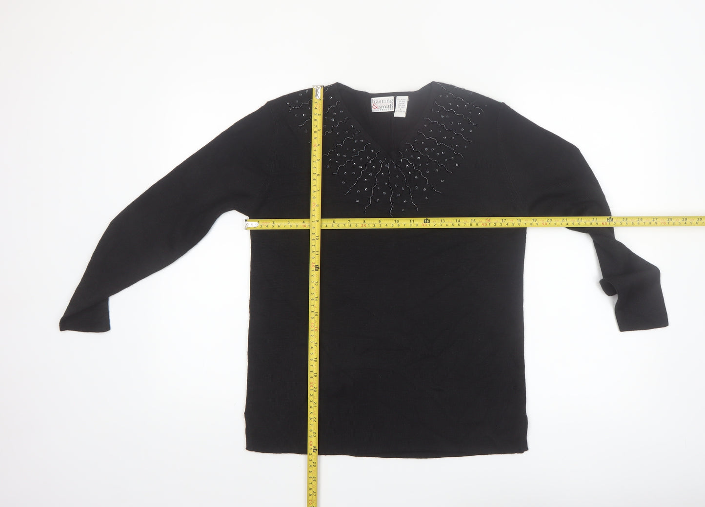 Hasting & Smith Women's Black Petite Beaded V-Neck Wool Blend Jumper