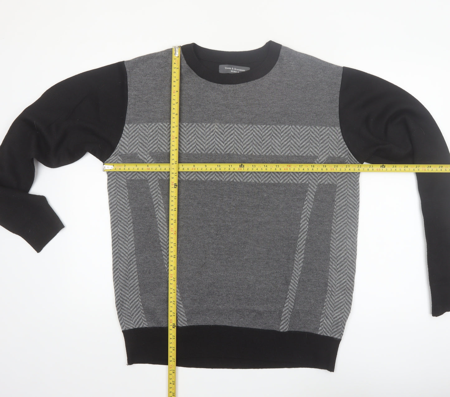 Vroom & Dreesmann Men's Grey Pullover Jumper Size L Knit Polyester