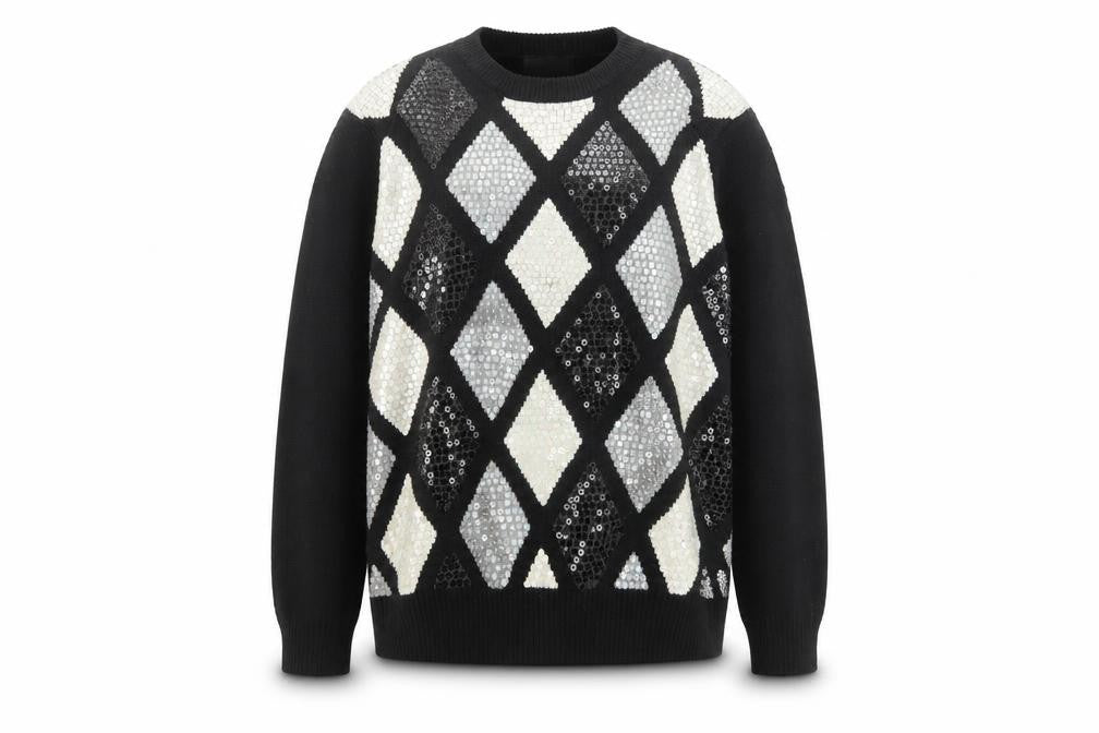 Front view of Alfred Dunner Women's Black Sequin Argyle Acrylic Jumper L