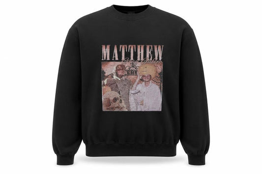 Front view of Gildan Men's Black Heavy Blend Graphic Pullover Sweatshirt L