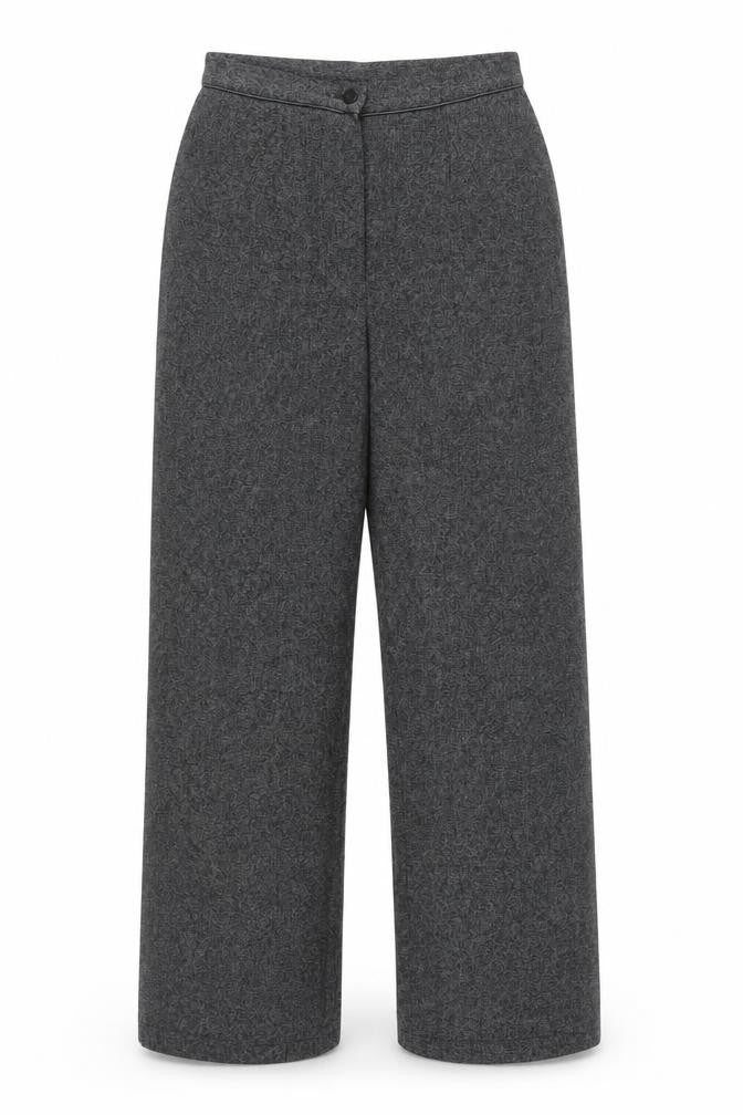 Front view of Jessica Women’s Black, size UK 6, Straight Trousers Polyester Rayon Blend