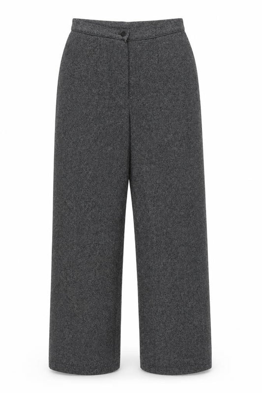 Front view of Jessica Women’s Black, size UK 6, Straight Trousers Polyester Rayon Blend