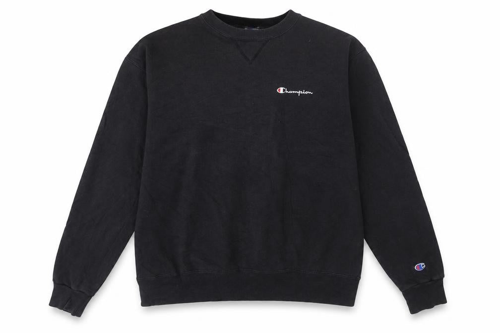Front view of Champion Men's Black XL Pullover Crew Neck Sweatshirt
