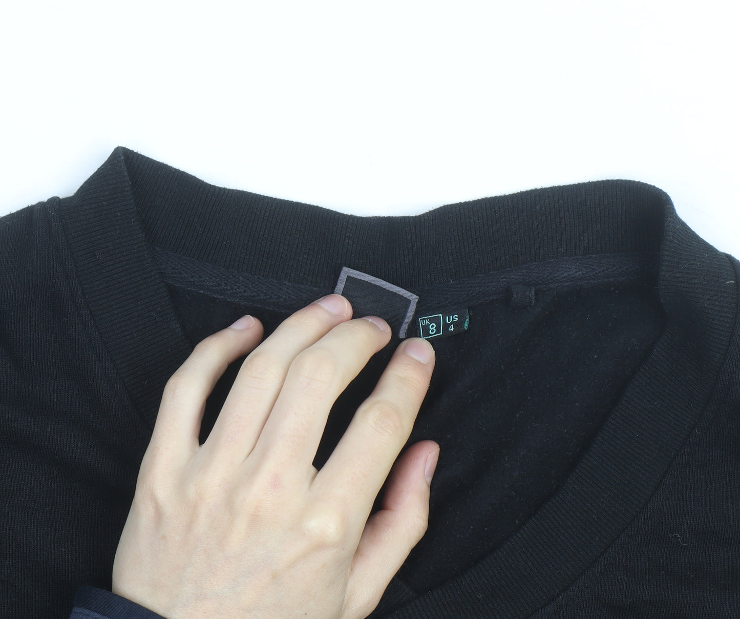 LA Gear Women's Black V-Neck Pullover Sweatshirt Size 8