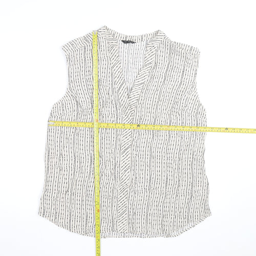 Et Vous Women’s White Striped Sleeveless Viscose Blouse Size 18