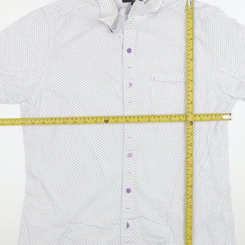 Jeff Banks Men's White Geometric Short Sleeve Button-Up Shirt M