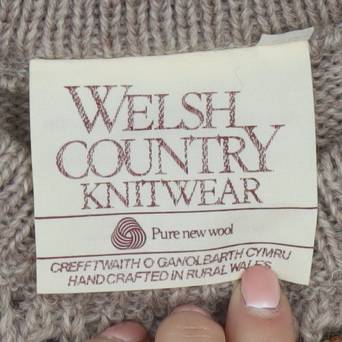 Welsh Country Knitwear Men’s Beige Wool Cable Knit Jumper M