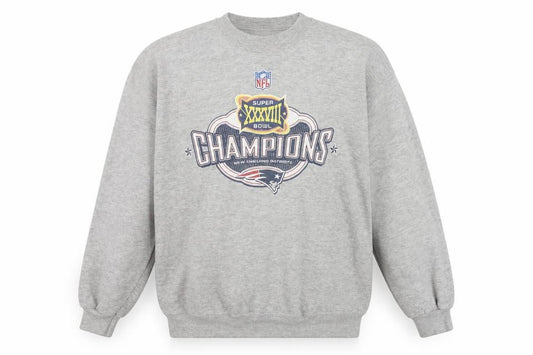 Front view of Lee Heavyweight Men's Grey L Super Bowl XXXVIII Champions Sweatshirt