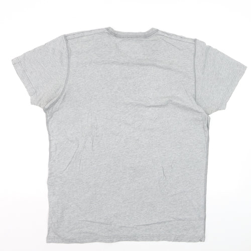 Abercrombie & Fitch Men's Grey XL Muscle Fit Graphic T-Shirt