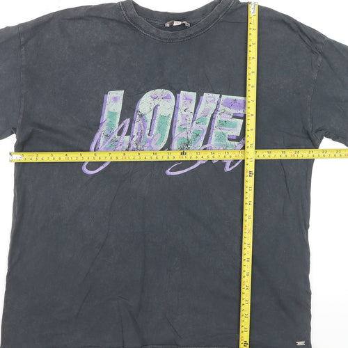 Pull&Bear Womens Black Love Your Soul Graphic T-Shirt Size 8