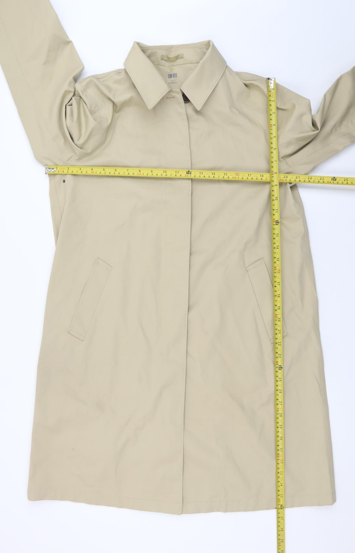 Uniqlo Women's Beige Long Trench Coat L Collared Classic Style