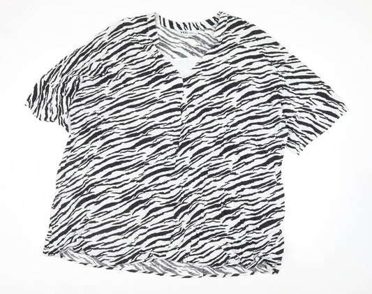 Yours Womens Black White Zebra Print Viscose T-Shirt Size 22