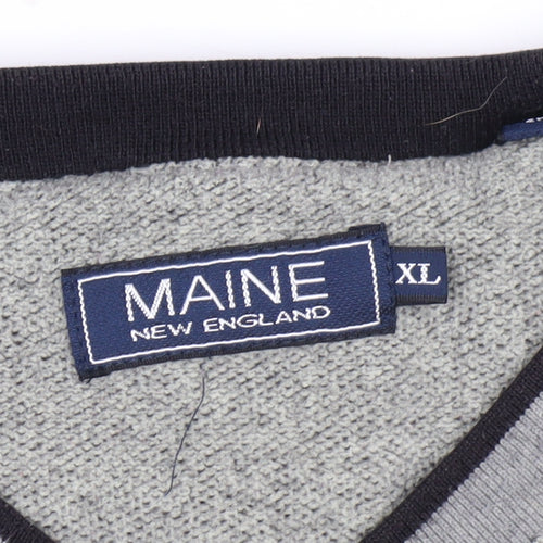 Maine New England Men's Grey V-Neck Fleece Sweatshirt XL