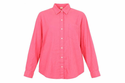 Front view of Gap Women’s Pink Linen Long Sleeve Button-Up Shirt L
