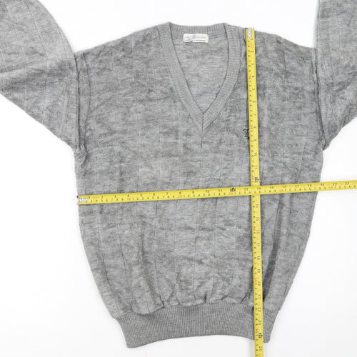 Lindbergh Women's Grey V-Neck Pullover Sweater Size M