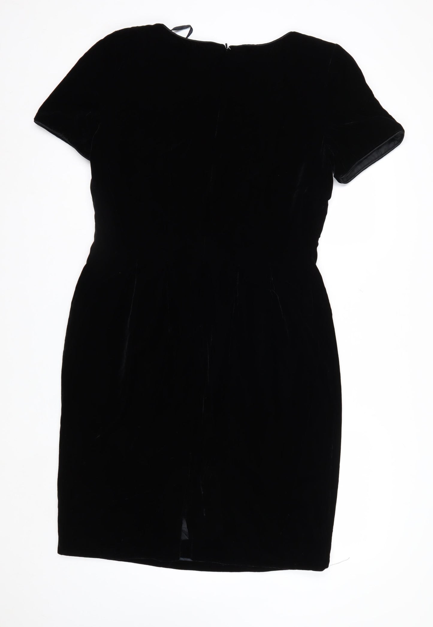 Santa Fe Women’s Black Velvet Sheath Dress Size 14 Short Sleeve
