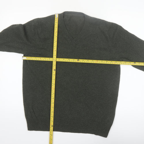 Marks and Spencer Men's Green Wool V-Neck Jumper XL