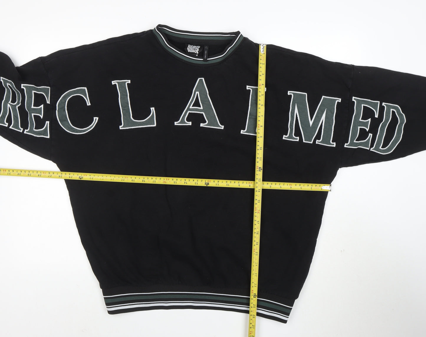 Reclaimed Vintage Women's Black Medium Pullover Sweatshirt
