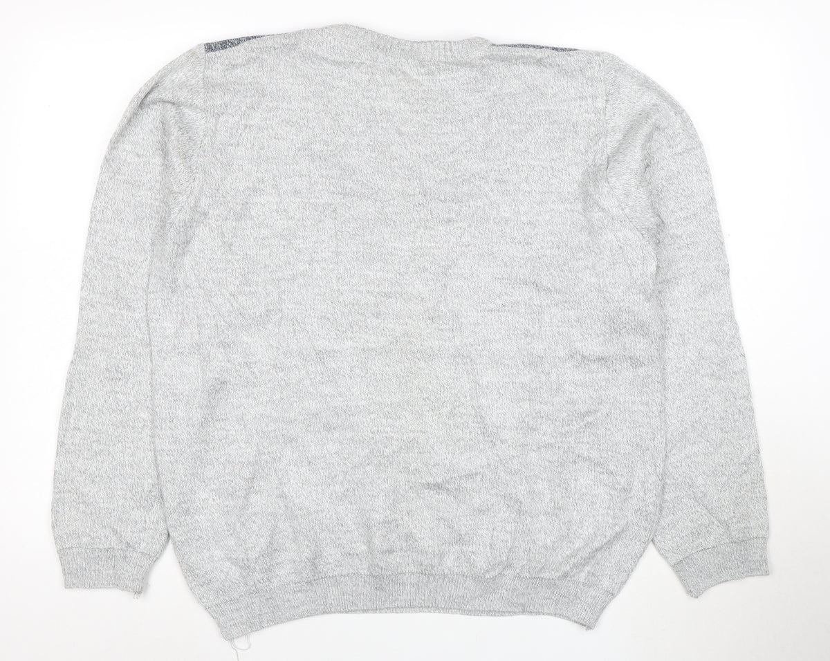 Close-up detail of Poltex men’s grey crew neck knit jumper, size L