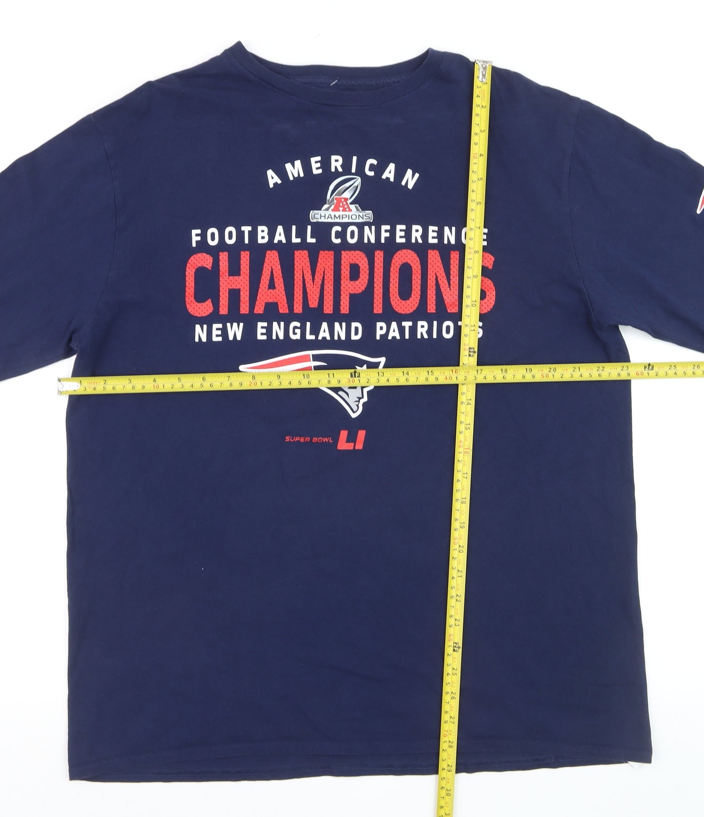 Majestic Men’s Blue XL Long Sleeve New England Patriots Graphic Shirt