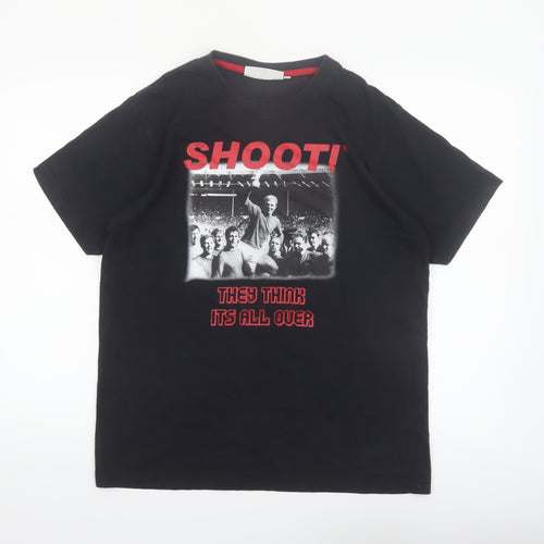 SHOOT! Men's Black Medium Football Legends Graphic T-Shirt
