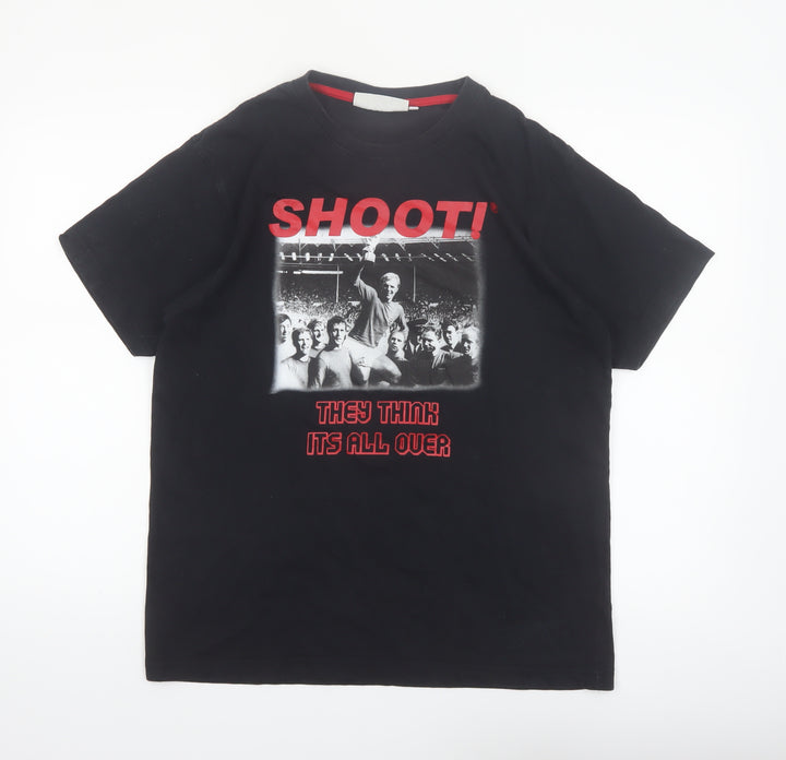 SHOOT! Men's Black Medium Football Legends Graphic T-Shirt