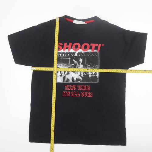 SHOOT! Men's Black Medium Football Legends Graphic T-Shirt