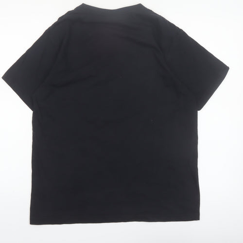 SHOOT! Men's Black Medium Football Legends Graphic T-Shirt